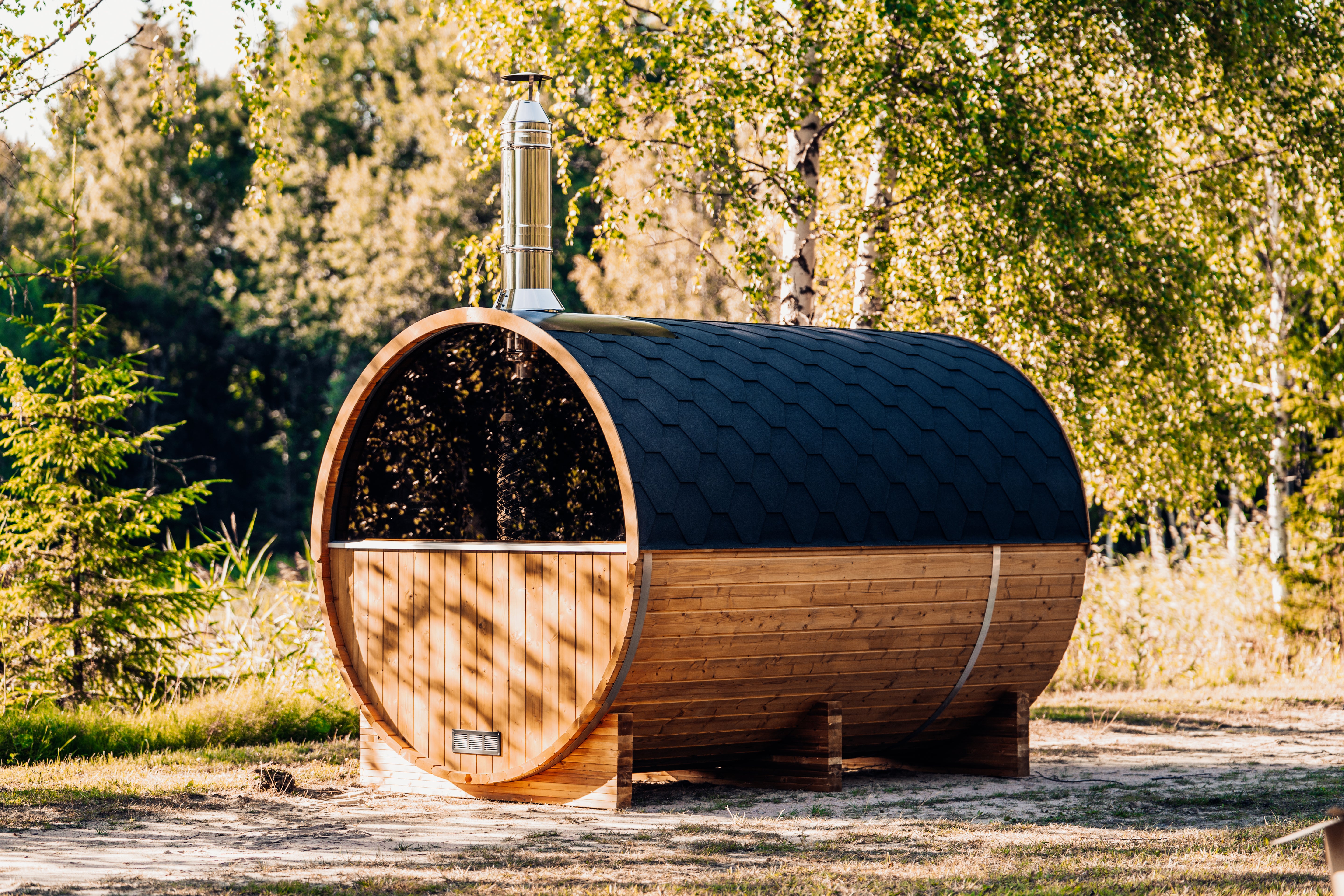 Arctic Finland House | Barrel Sauna Uno With Terrace