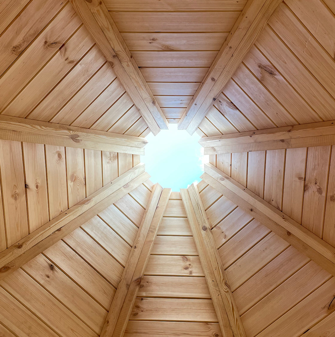 Exaco | 250 sq.ft. KOTA Grill House/Hunting Cabin Fitting 25 Adults