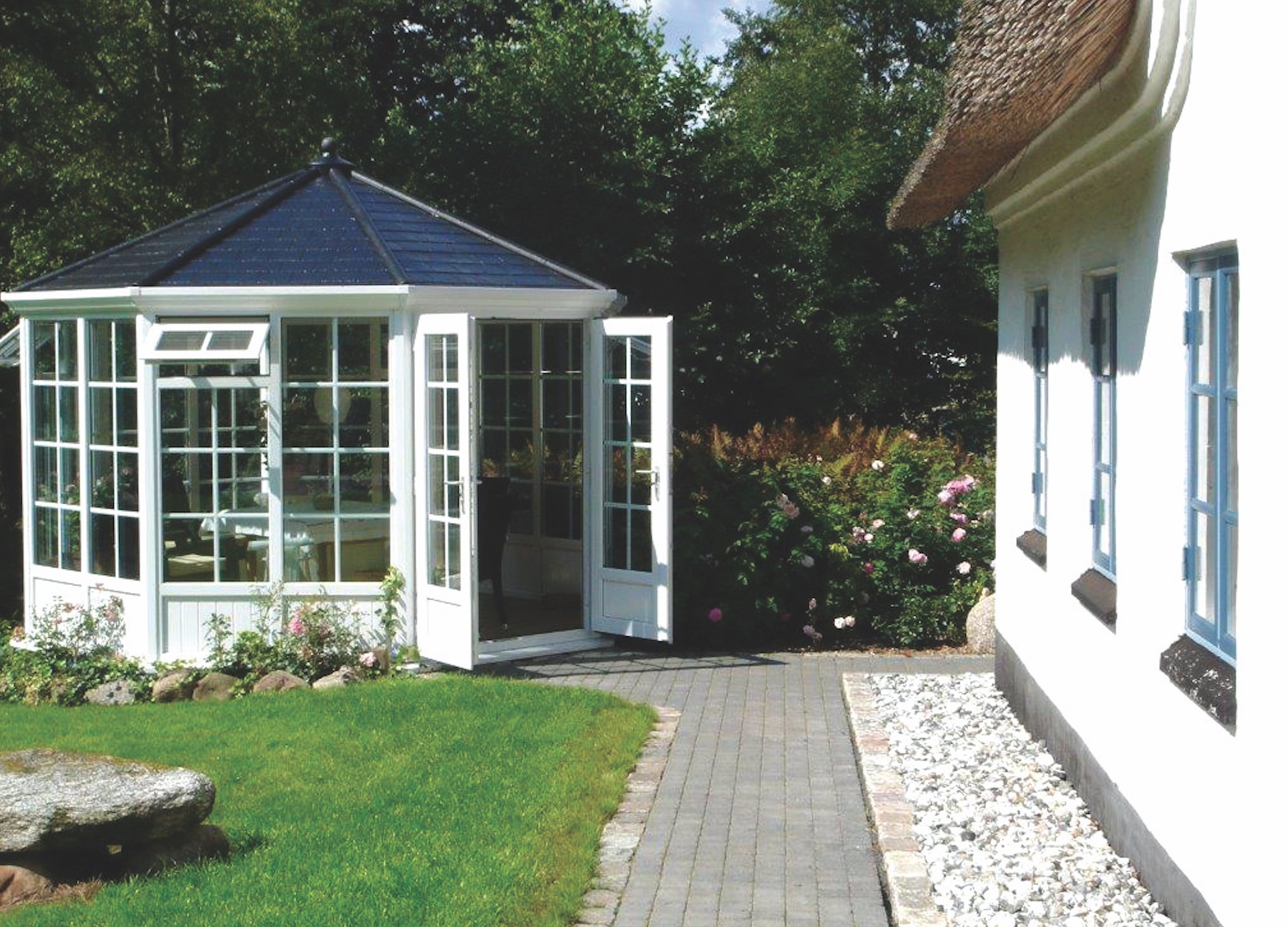 Exaco | Melbourne 13’8” x 13’8” Garden Pavilion by Nordic Garden Buildings