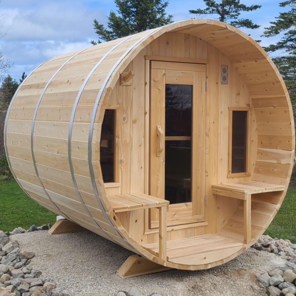 Dundalk Leisurecraft | Tranquility Electric Canadian Timber 4-5 Person Barrel Sauna