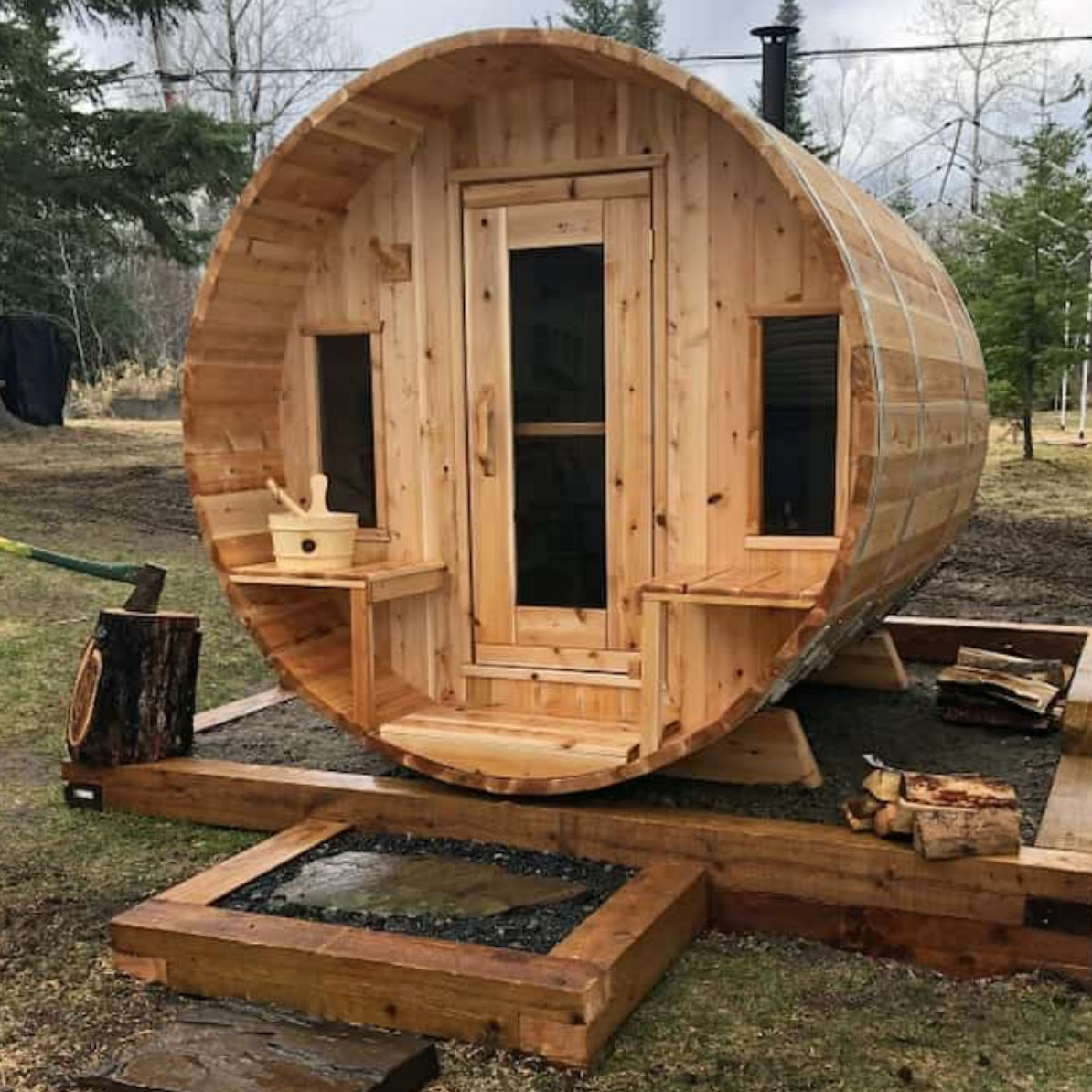 Dundalk Leisurecraft | Tranquility Wood Burning Canadian Timber 4-5 Person Barrel Sauna