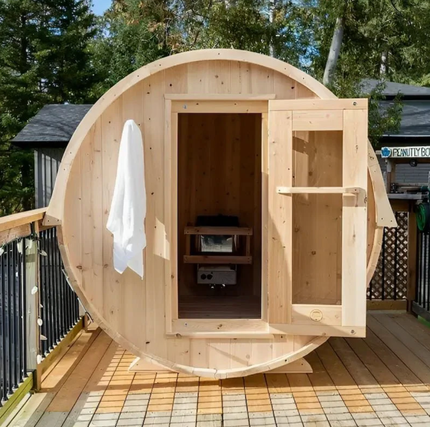 Dundalk Leisurecraft | Harmony Electric Canadian Timber 3-4 Person Barrel Sauna