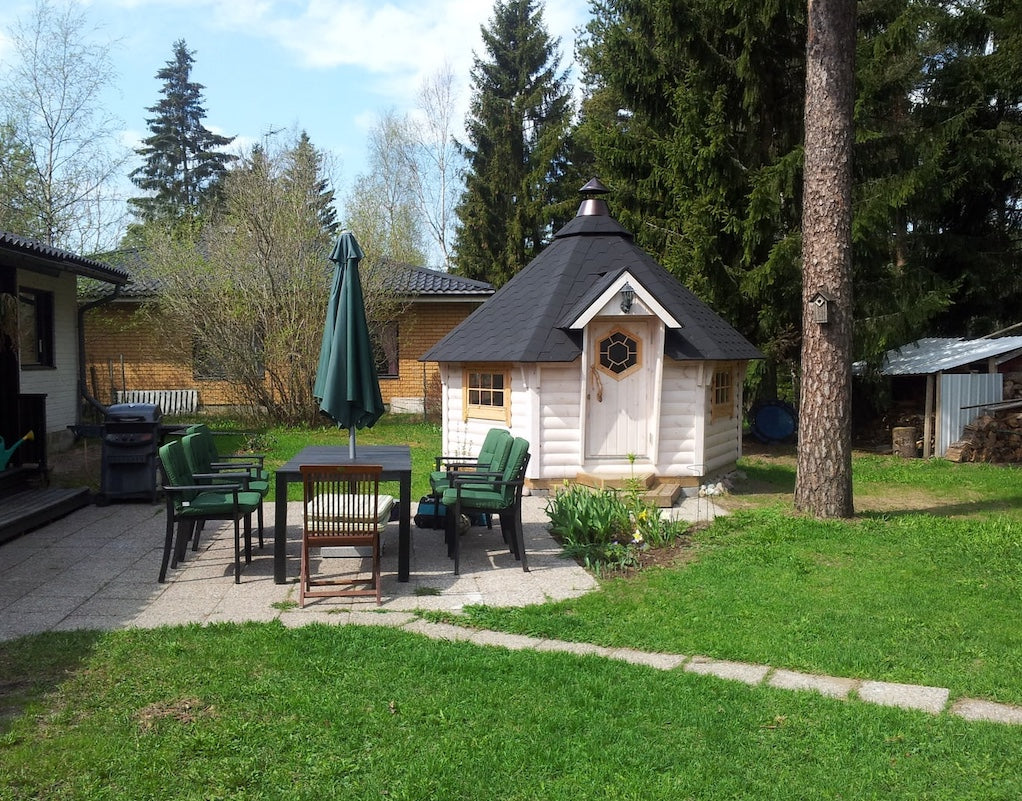 Arctic Finland House | 9m² (97 sq.ft.) Grill House “Grill Kota” For 15 Persons