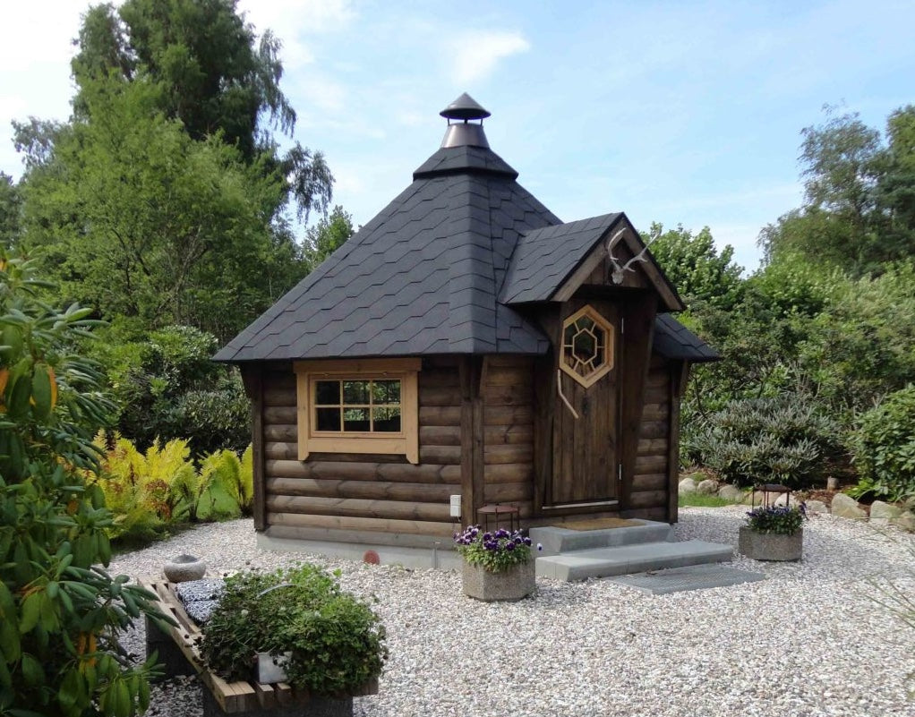 Arctic Finland House | 6.5m² (70 sq.ft.) Grill House “Grill Kota” For 10 Persons